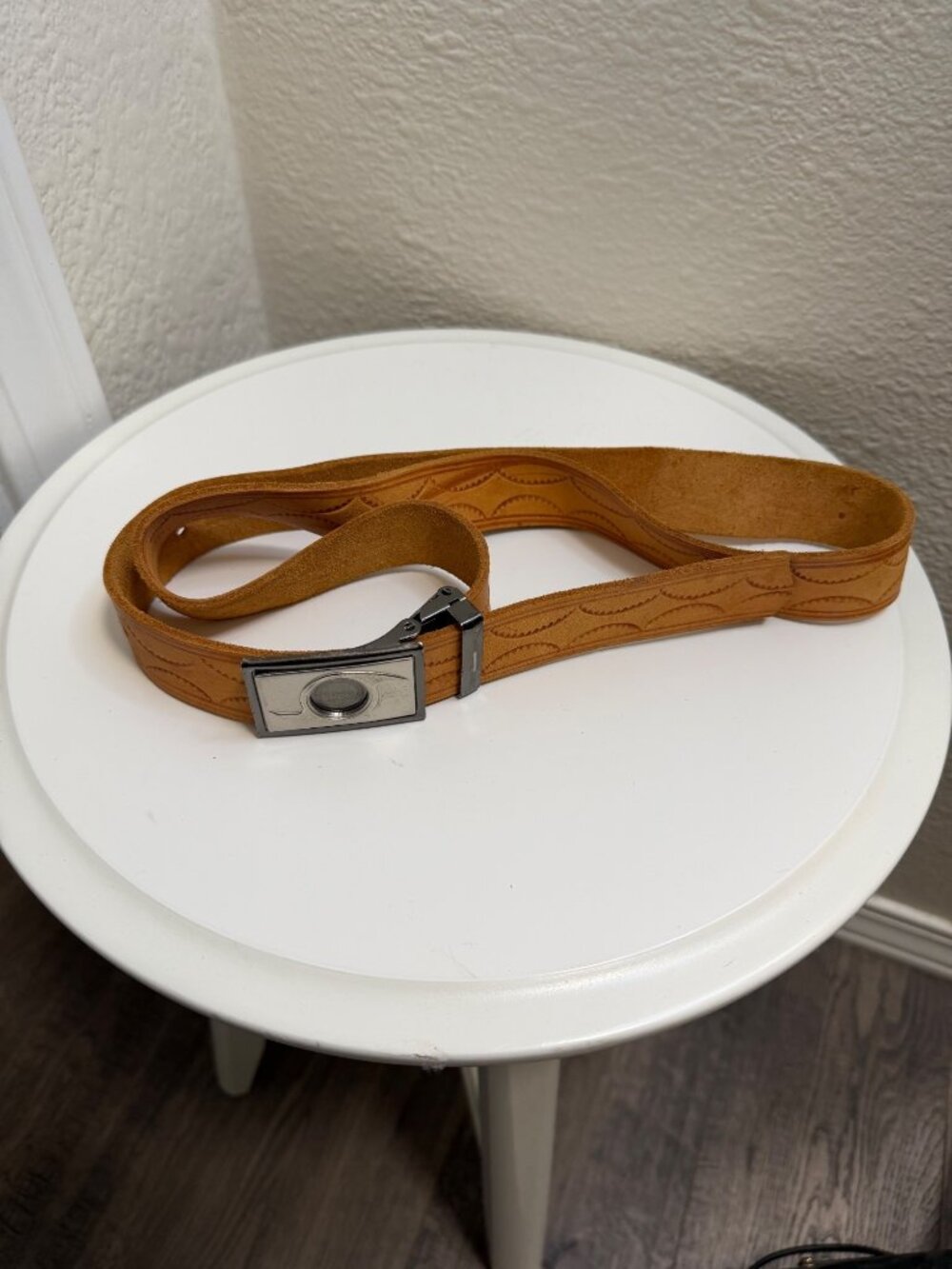 Vintage Tan Leather Belt With Etched Design & Silver-Tone Buckle By Bese